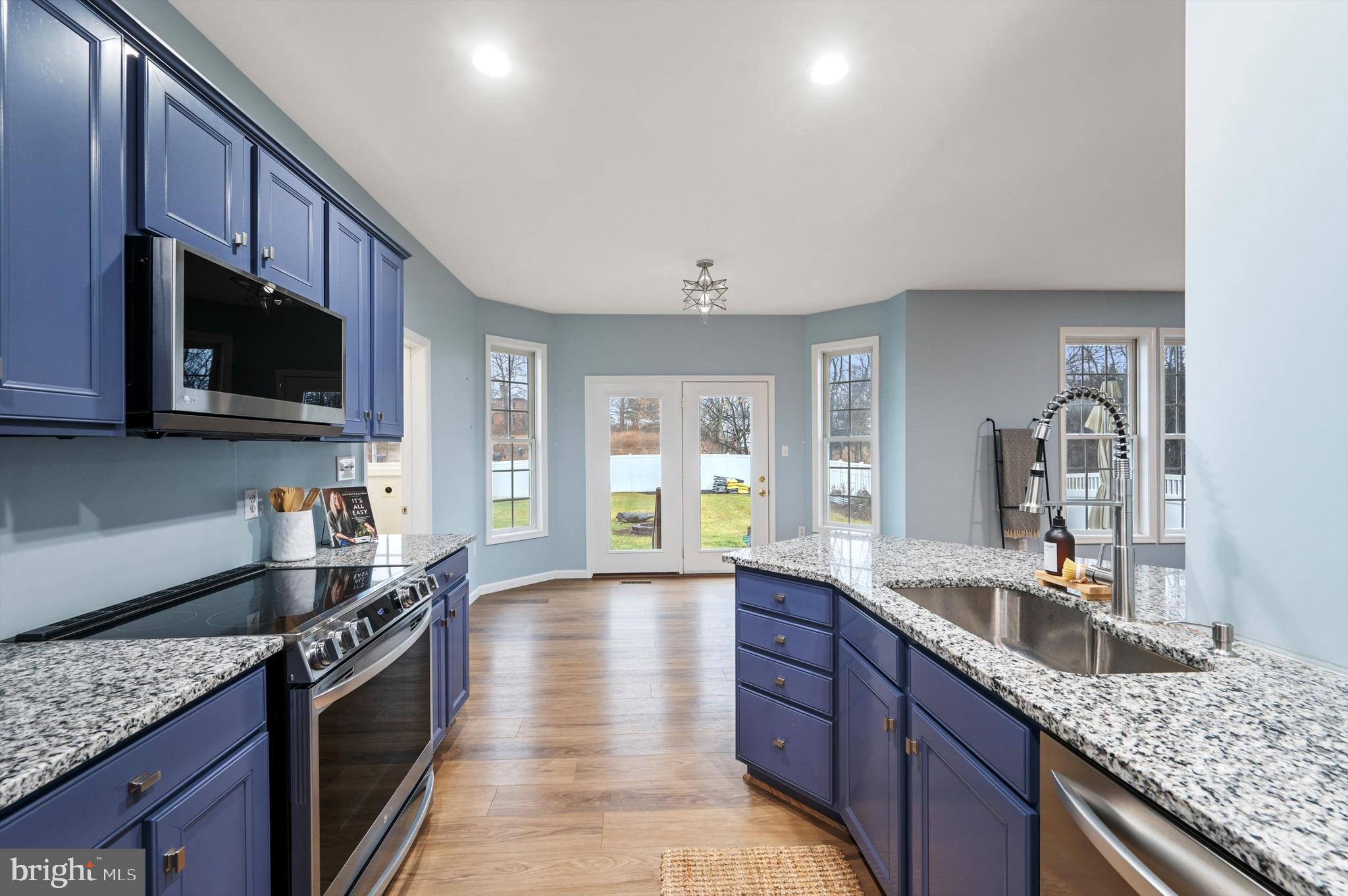 AMBERFIELD - Residential