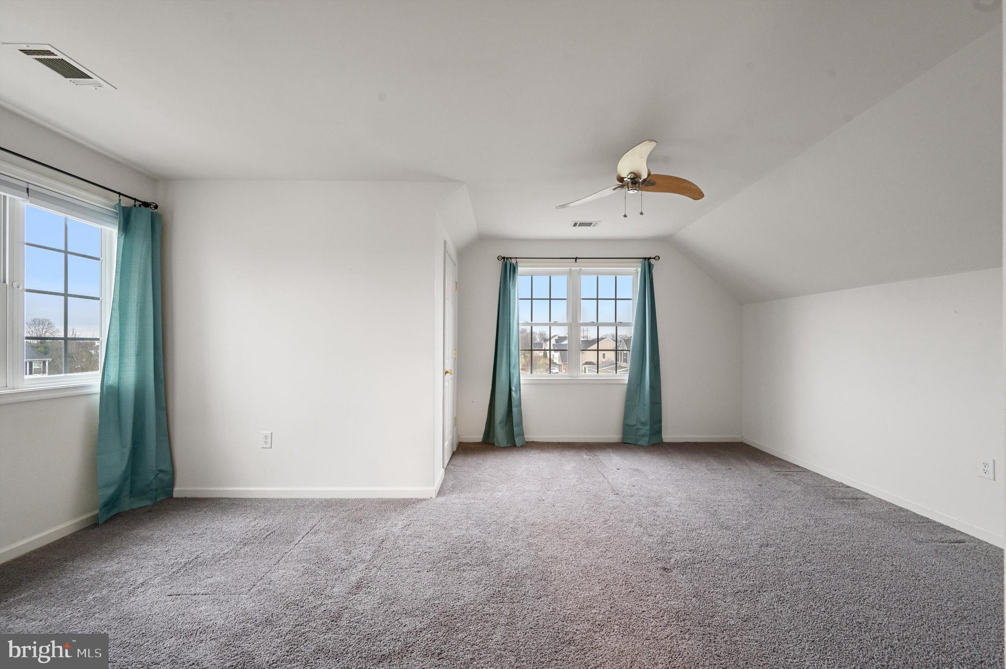 AMBERFIELD - Residential