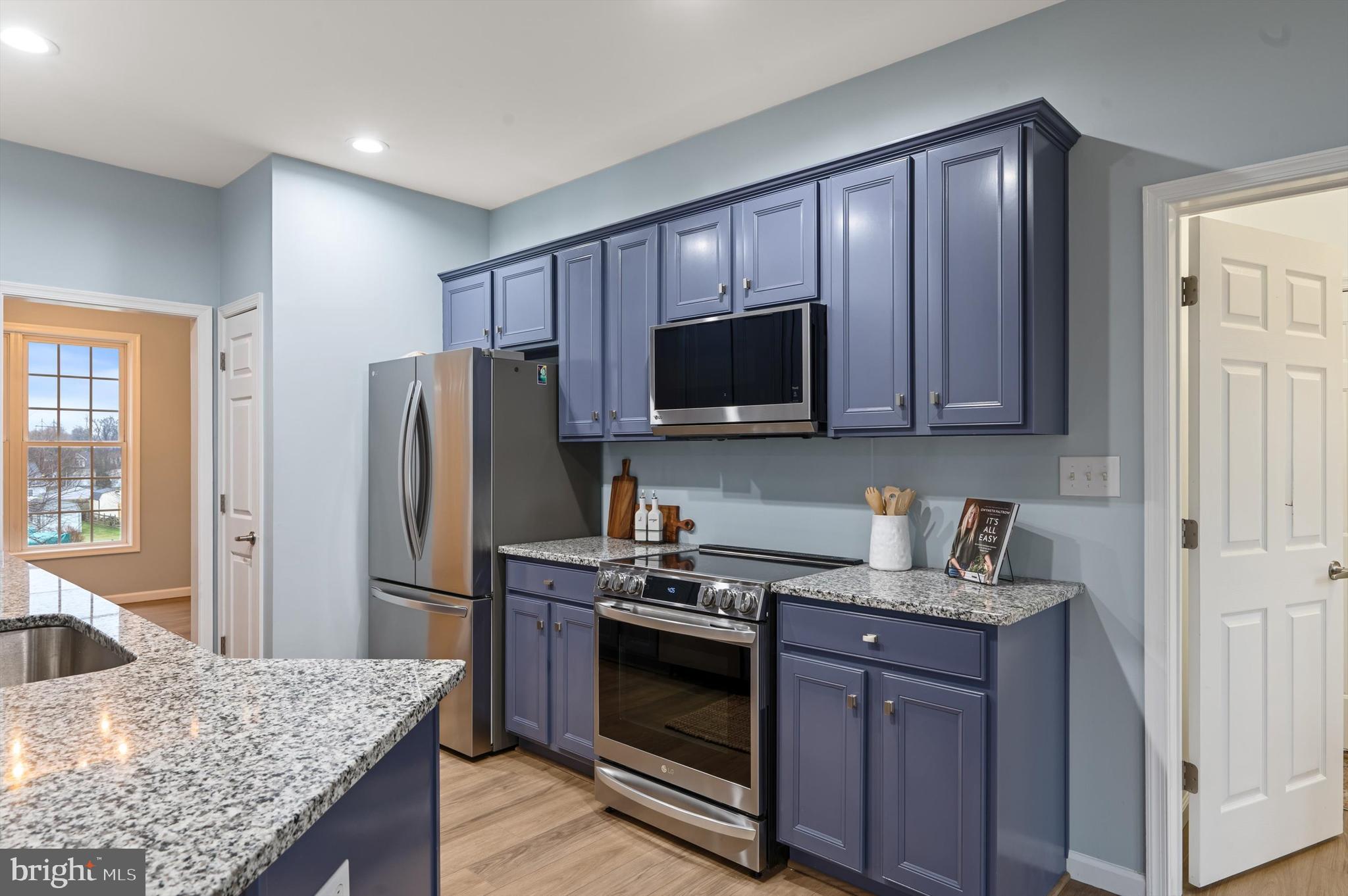 AMBERFIELD - Residential