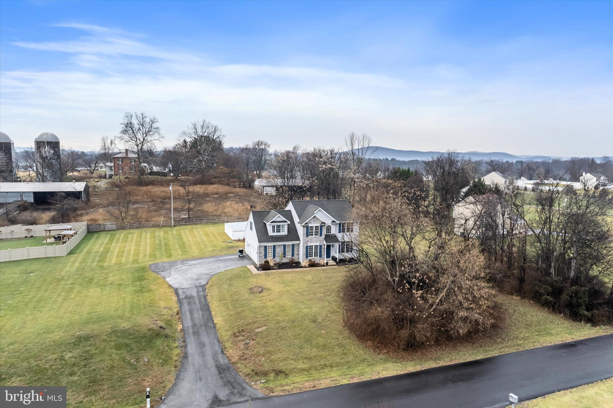 AMBERFIELD - Residential