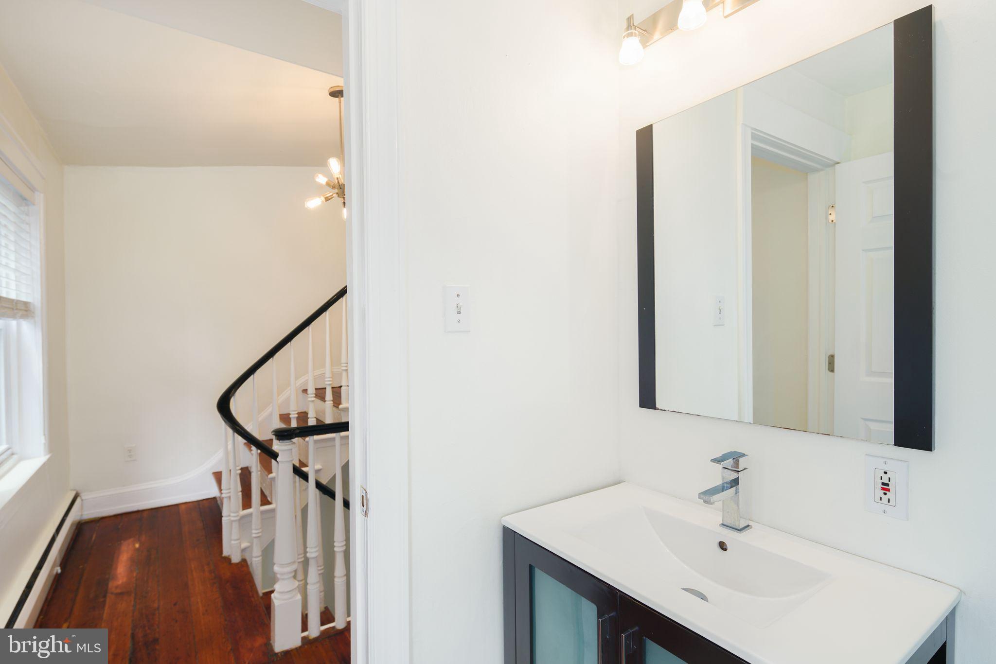 RITTENHOUSE SQUARE - Residential Lease