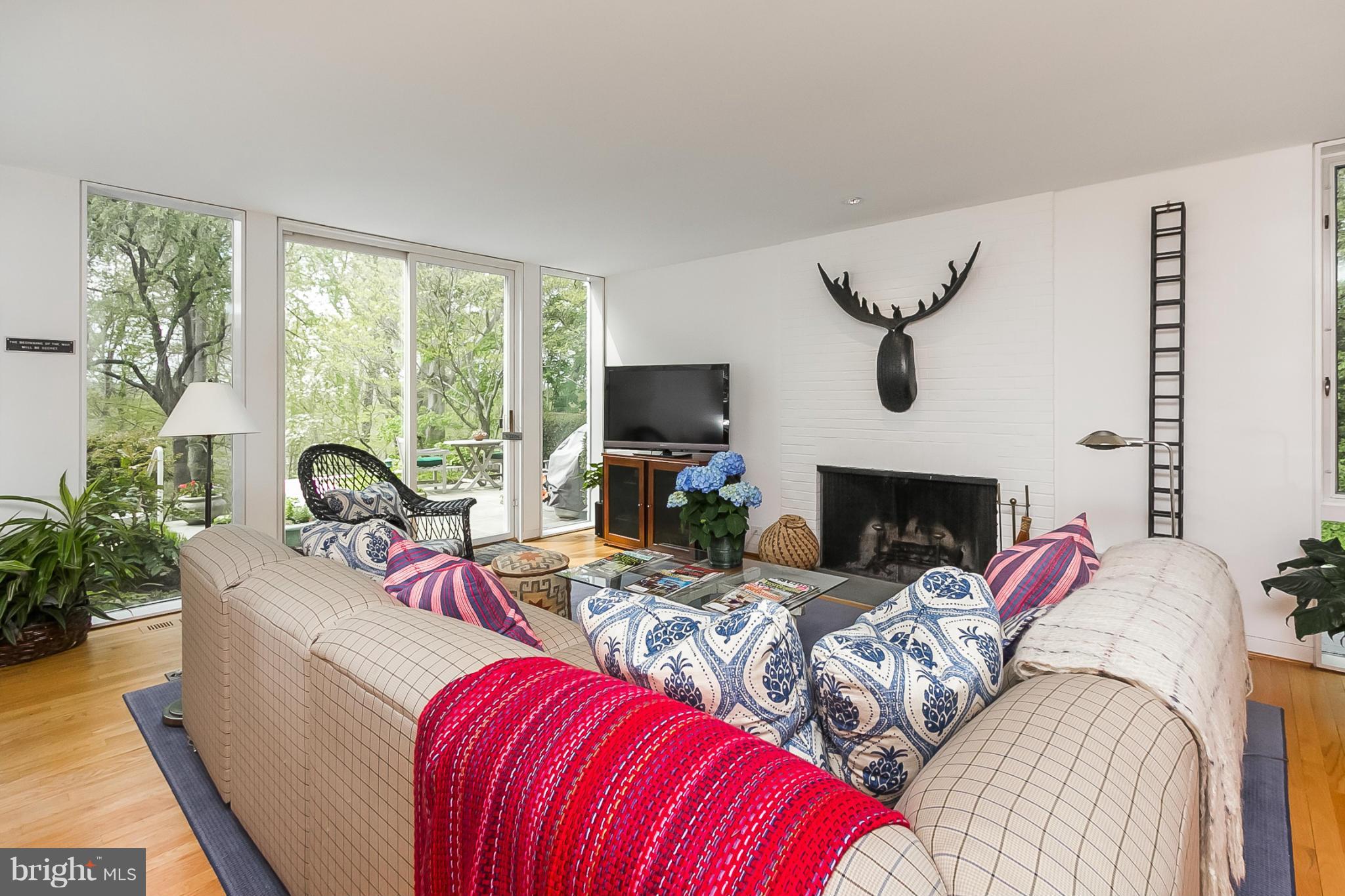 OAK HILL - Residential