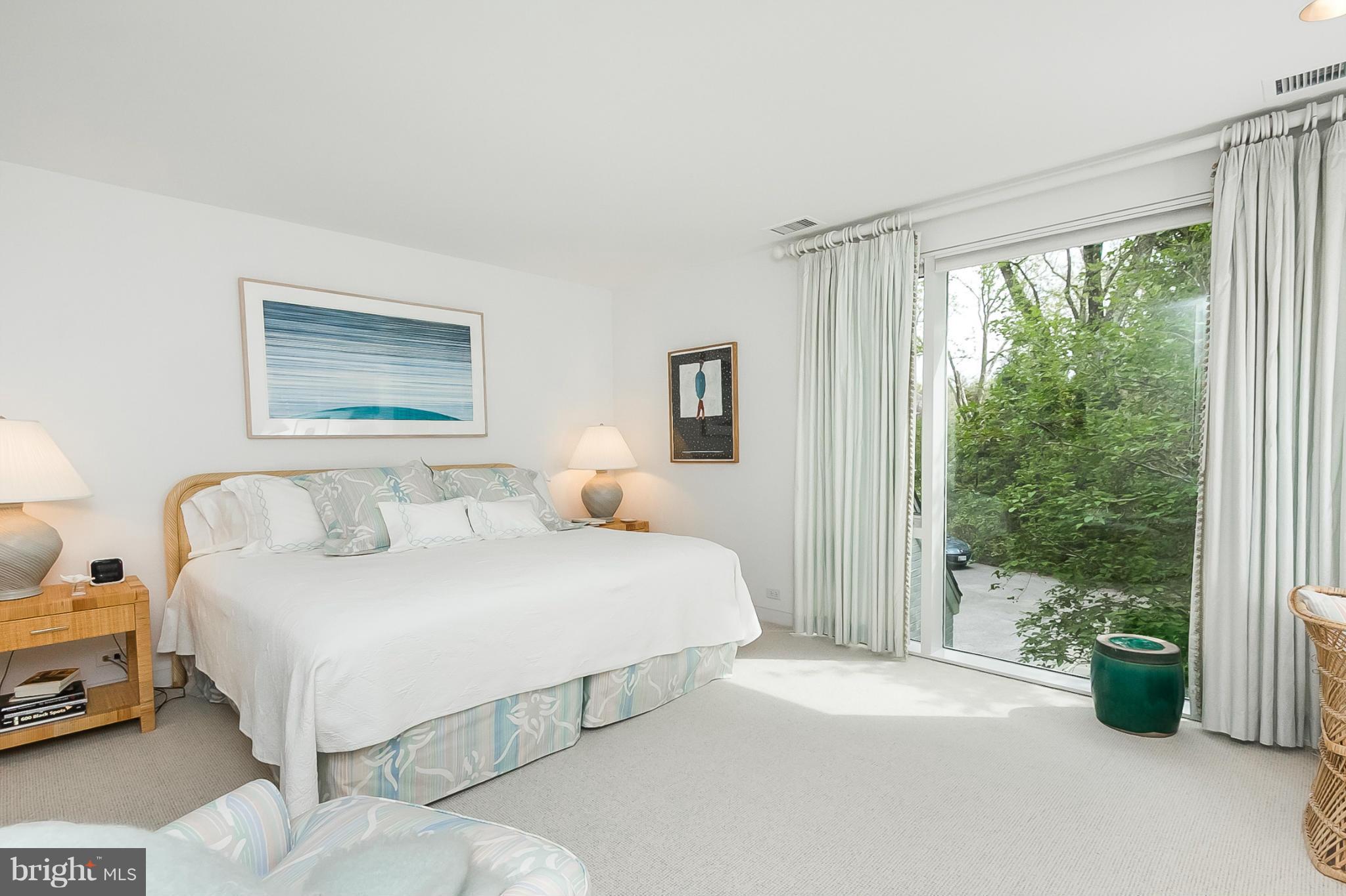 OAK HILL - Residential