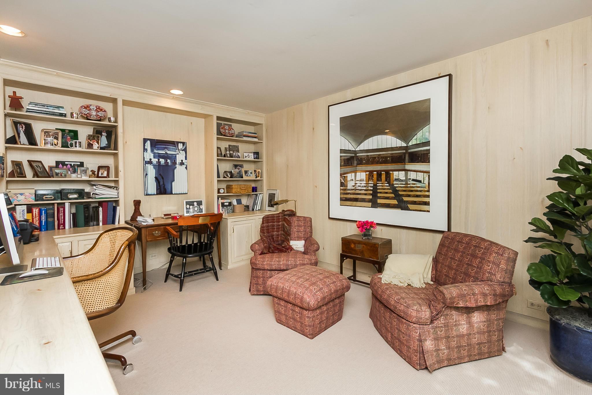 OAK HILL - Residential