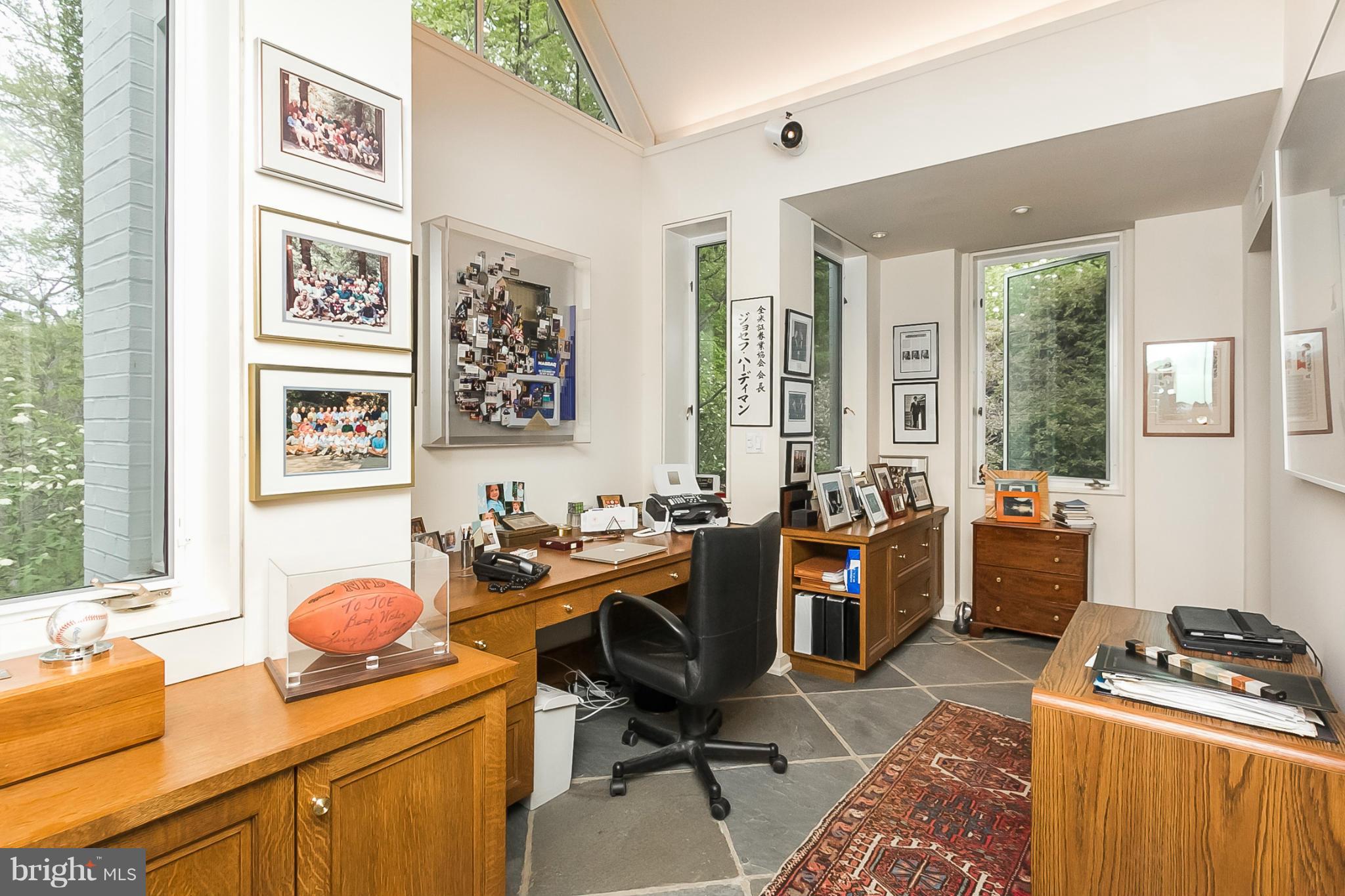 OAK HILL - Residential