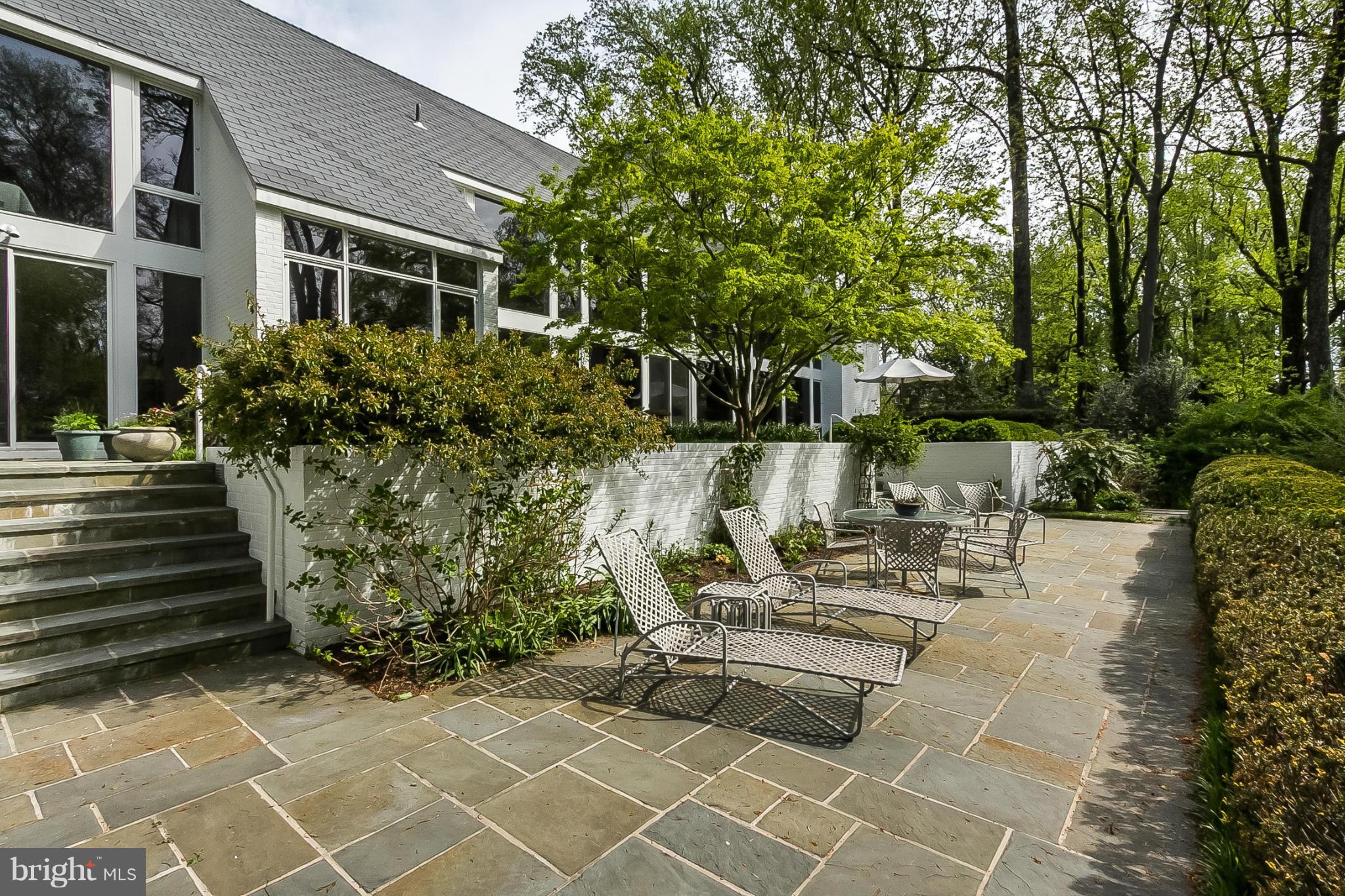 OAK HILL - Residential