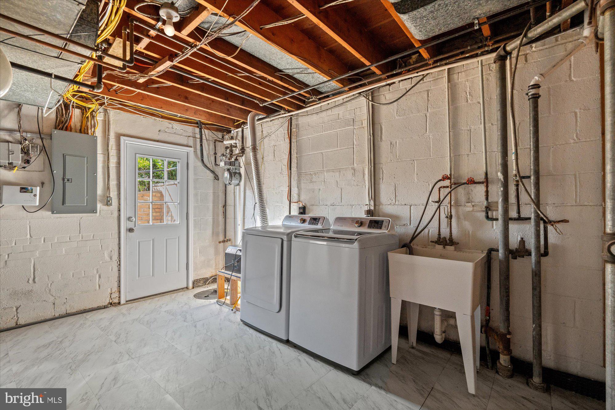 STERLING - Residential