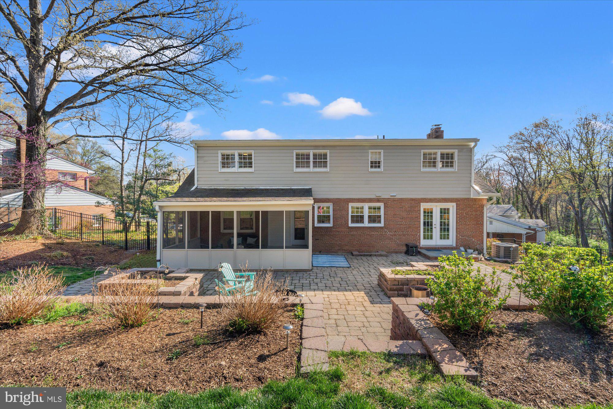 STERLING - Residential