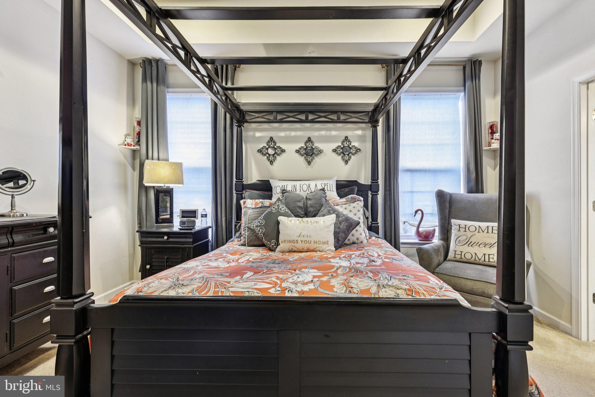 STONEBRIDGE - Residential