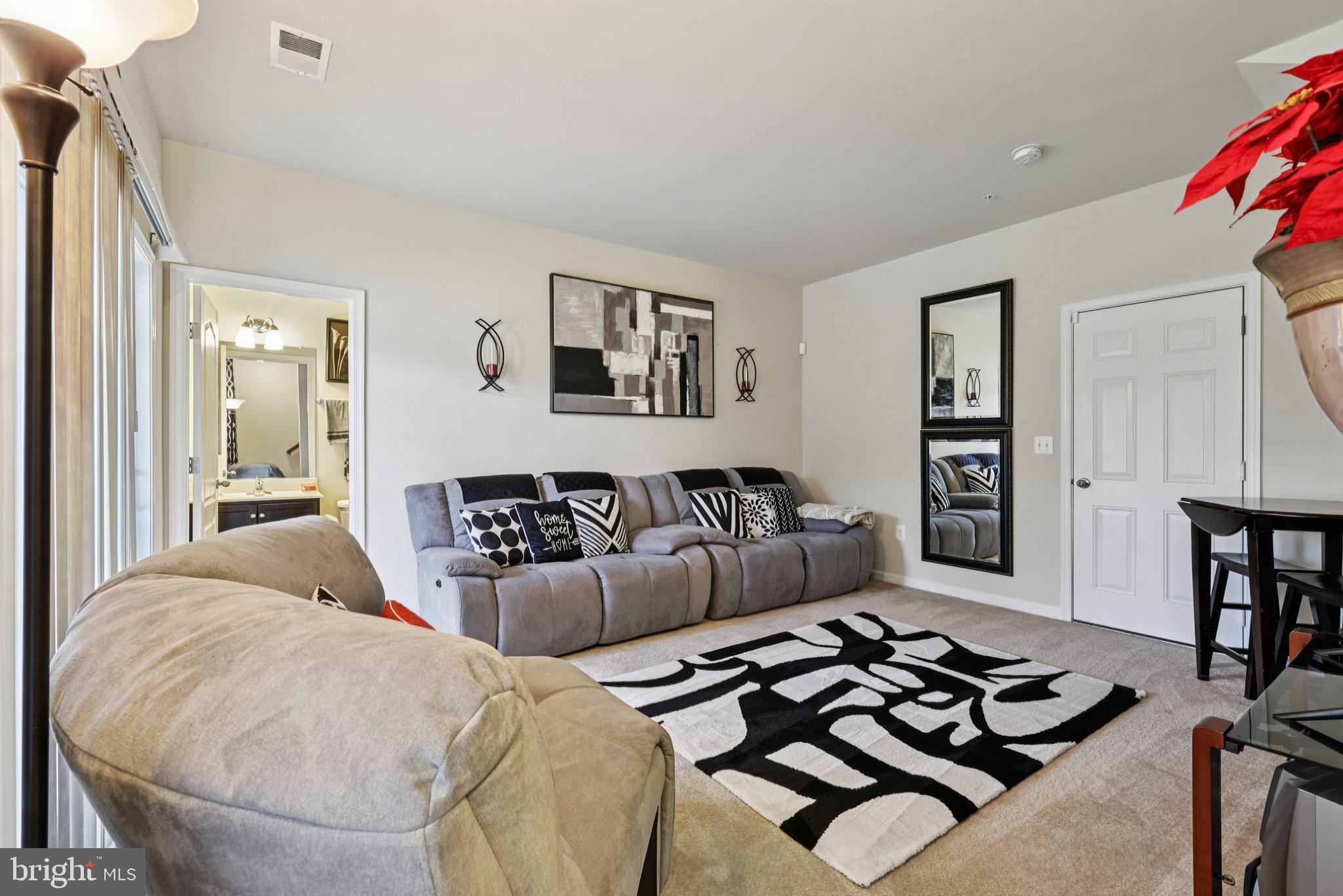 STONEBRIDGE - Residential