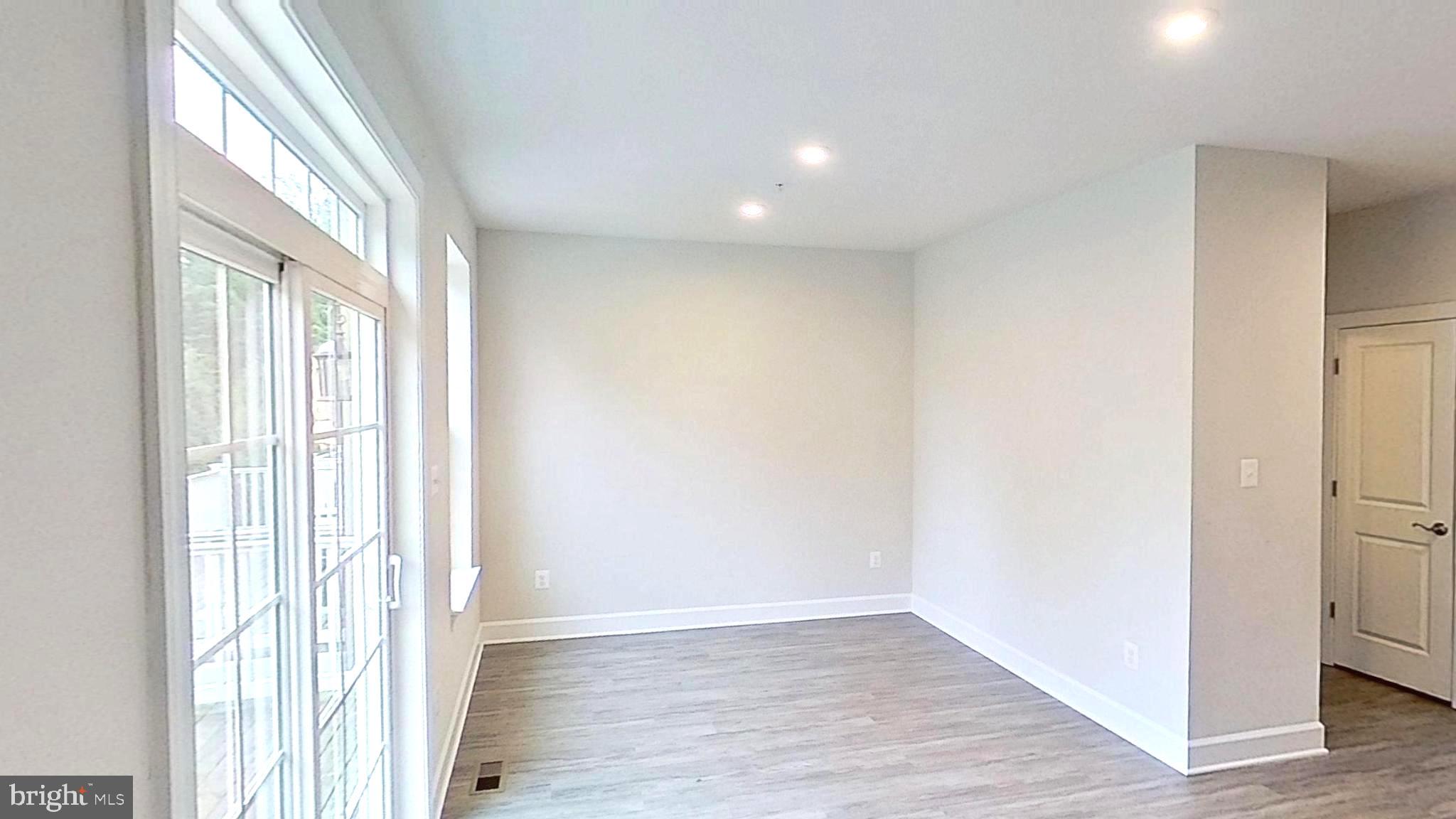 HAMILTON PARK - Residential