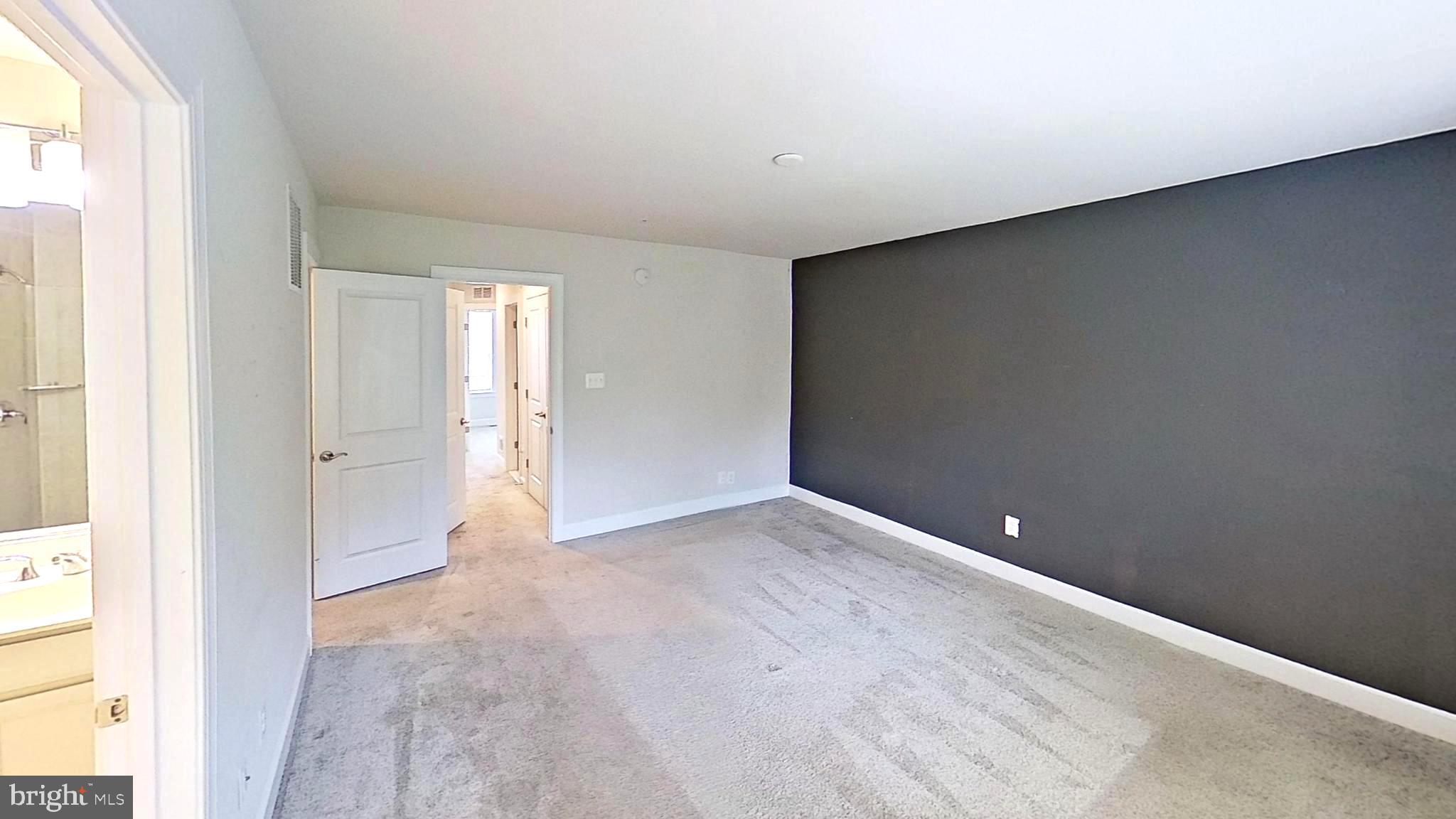 HAMILTON PARK - Residential