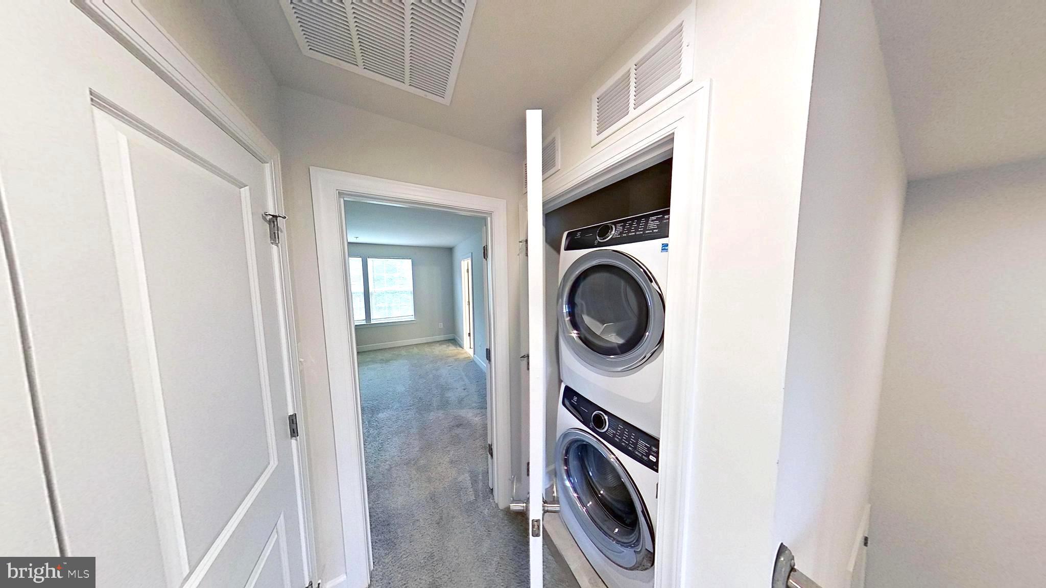 HAMILTON PARK - Residential