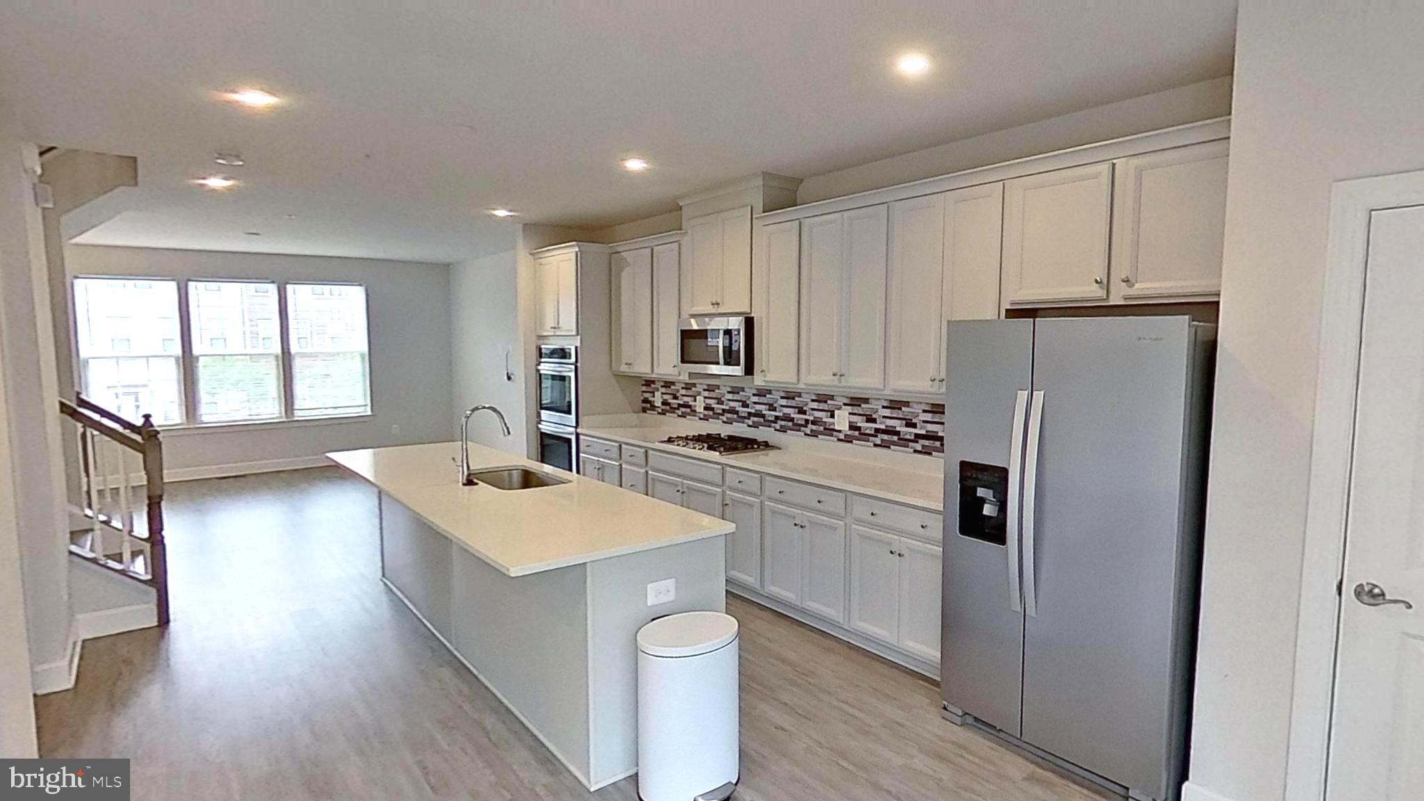 HAMILTON PARK - Residential