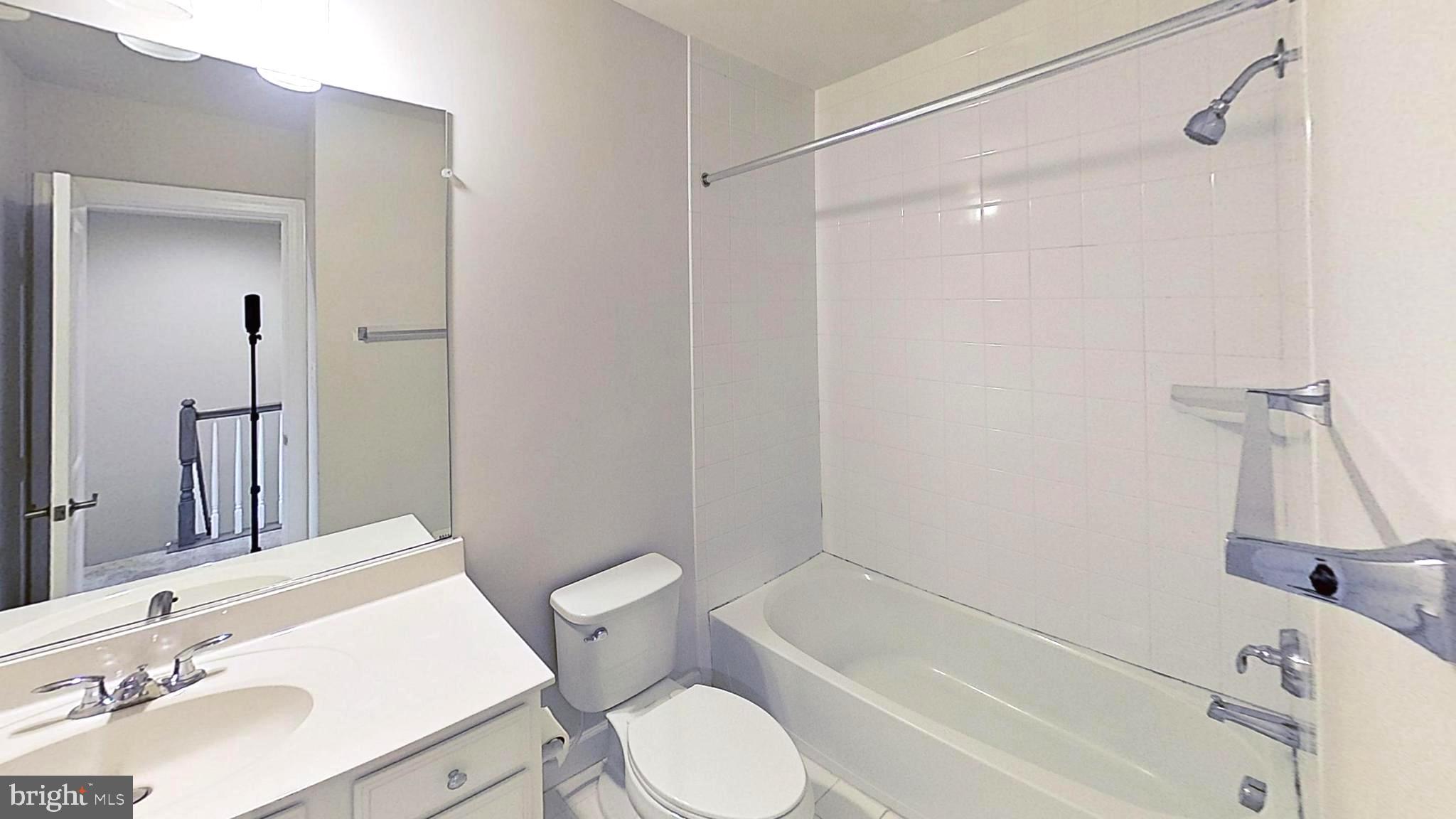 HAMILTON PARK - Residential