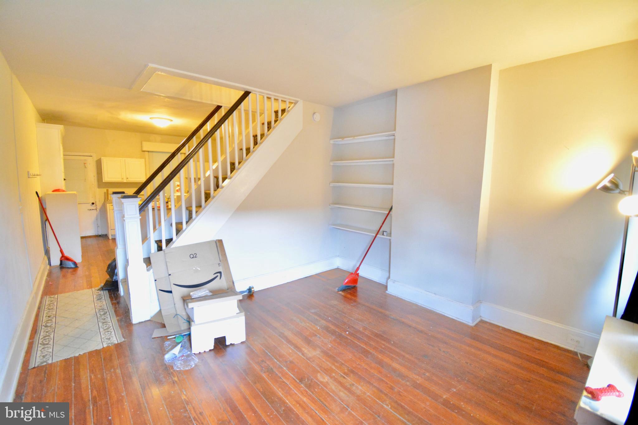 Two bedroom house in Allegheny West neighborhood available for August 1 occupancy. Spacious rooms. Loaded kitchen with dishwasher and gas range. Full-sized washer & dryer in the unfinished basement. Nice natural light. Large outdoor space with covered porch. Pet friendly. Good credit over 650 and verifiable income required. Reach out for the video tour, applications and showings.