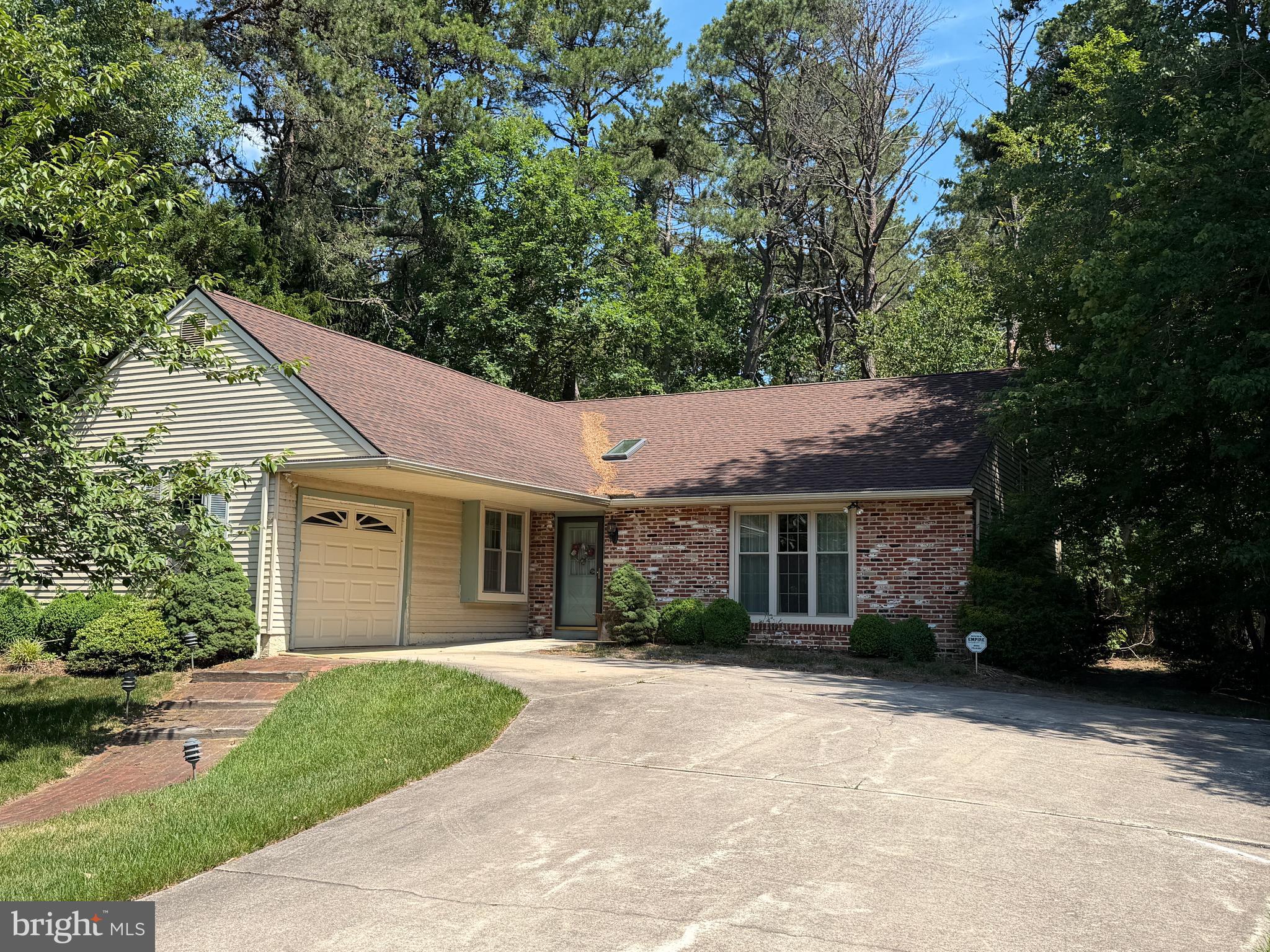 32 BATTERY HILL DRIVE