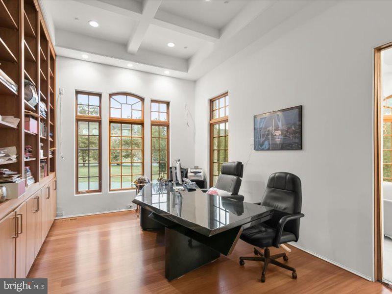 POTOMAC VILLAGE - Residential