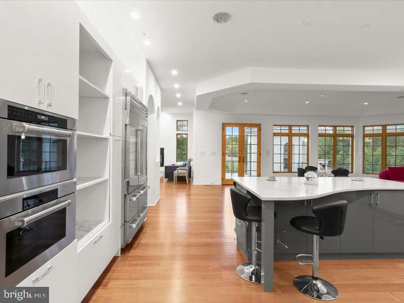 POTOMAC VILLAGE - Residential