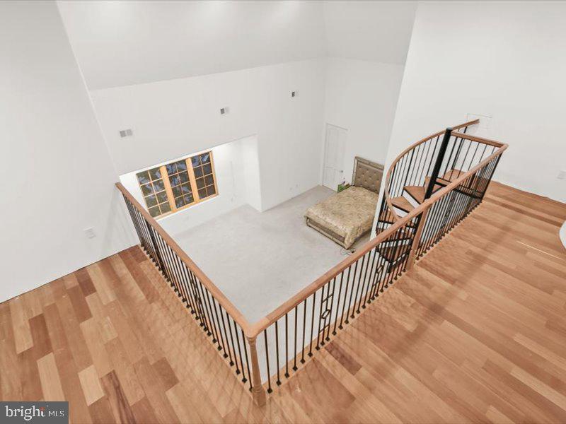 POTOMAC VILLAGE - Residential