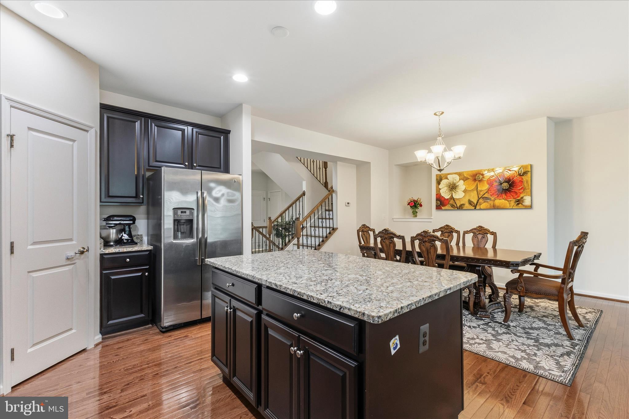 LOUDOUN CROSSING - Residential
