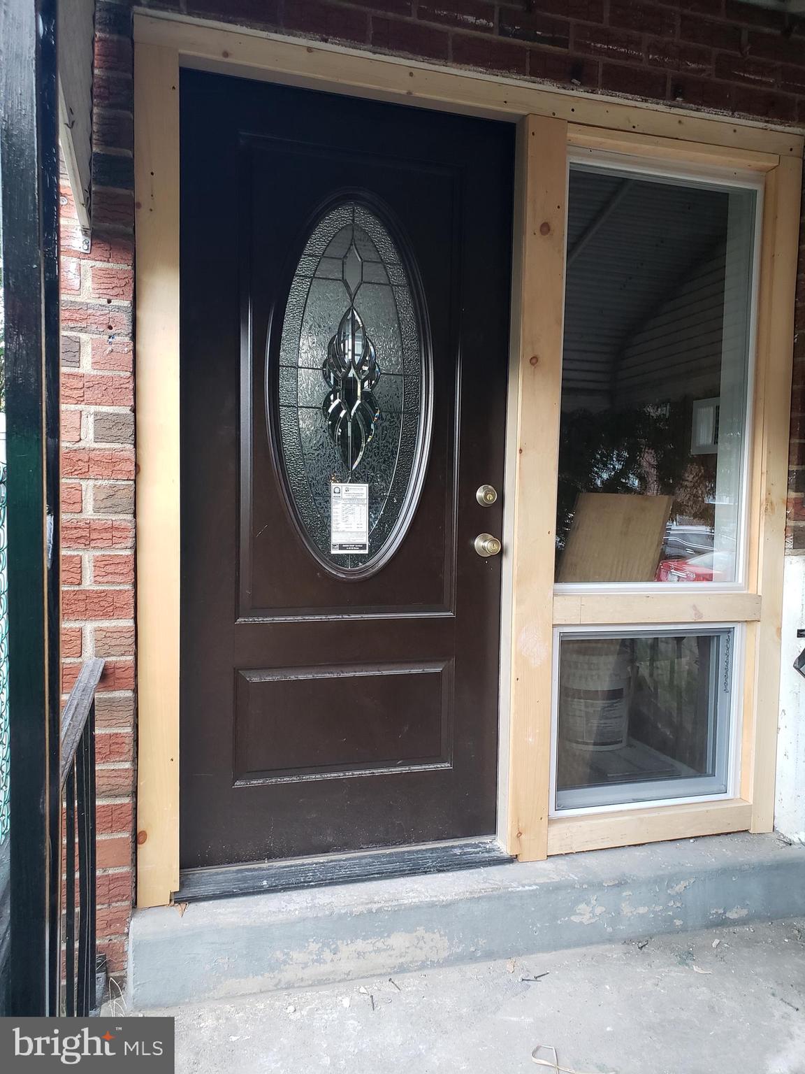 Ready by 10/1/19. Amazing opportunity to live in a newer development at an affordable price. This is a 3 bedroom, 1.5 bathroom, split level home with a finished basement. Main level features new hardwood flooring, brand new kitchen and new powder room. Kitchen feautures new cabinetry, granite top of the line granite countertops, new stainless steel appliances, including refrigerator, dishwasher and garbage disposal. Upper level has large master bedroom and two additional bedrooms. All bedrooms have large double door closets and hardwood flooring. Lower level features family room with new glass sliding doors, new porcelain flooring, washer and dryer. Exterior of home has fenced rear yard, side yard, front load garage and driveway parking space. Home is walking distance to the 46th and Market L train stop. You could be in center city in 15 mins.