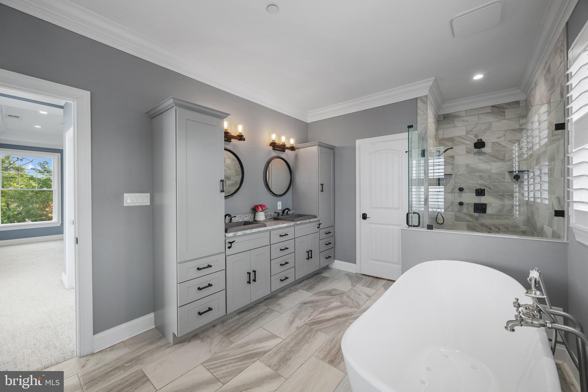 SHORE ACRES - Residential