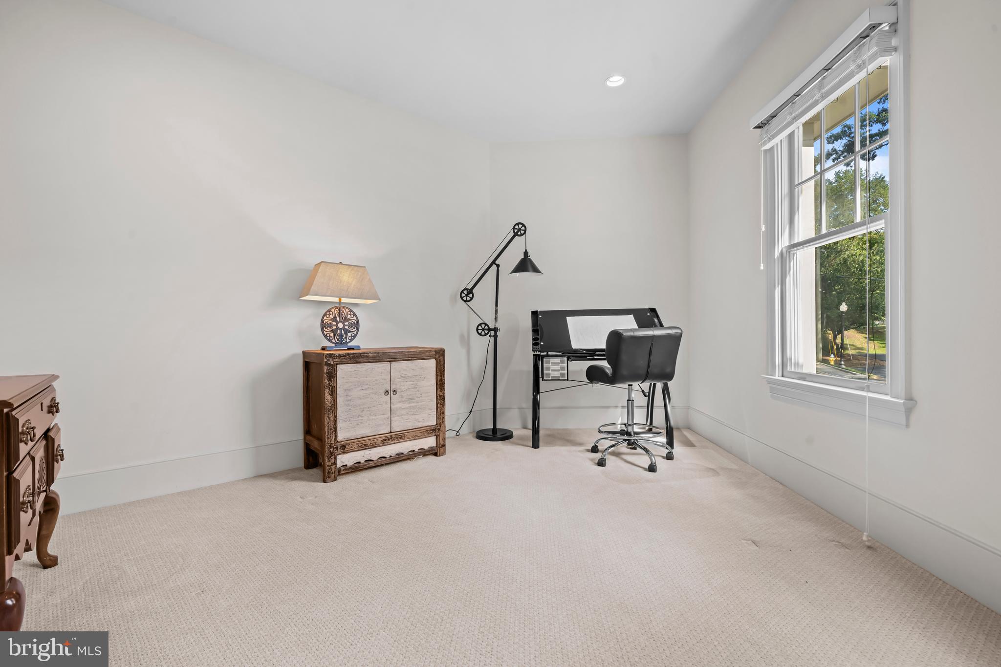 SHIRLEY WOODS - Residential