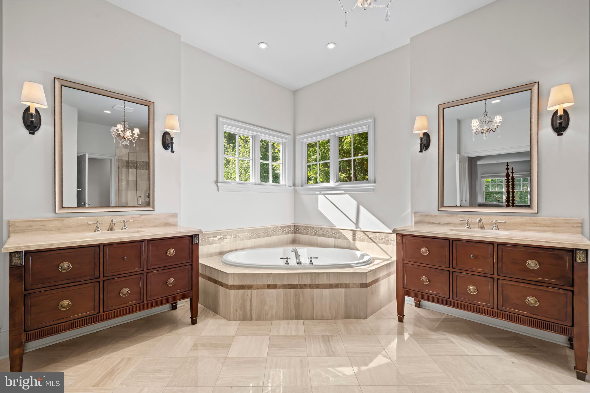 SHIRLEY WOODS - Residential