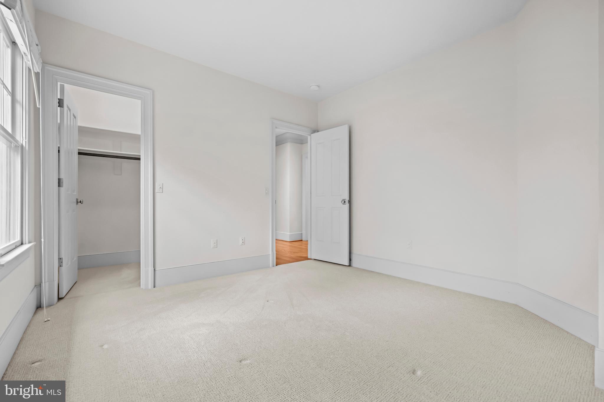 SHIRLEY WOODS - Residential