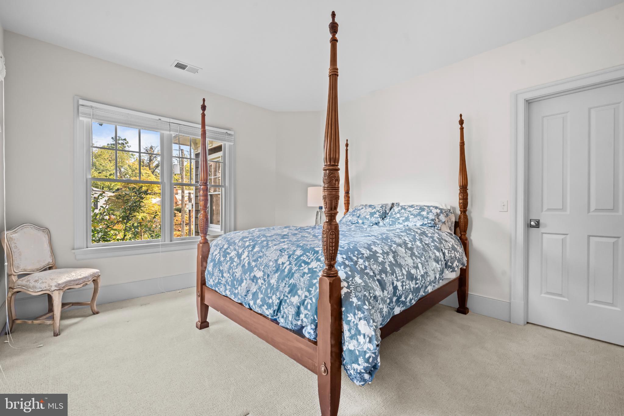 SHIRLEY WOODS - Residential