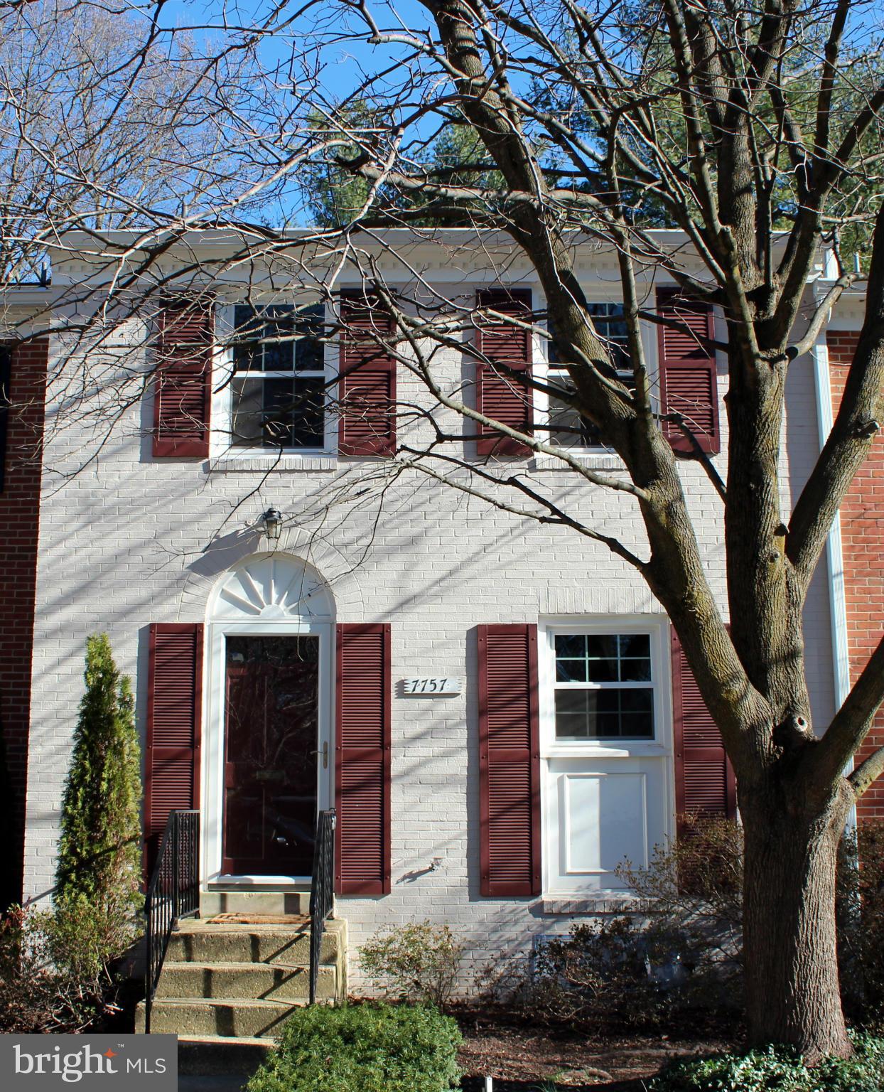 CARDINAL SQUARE - Residential