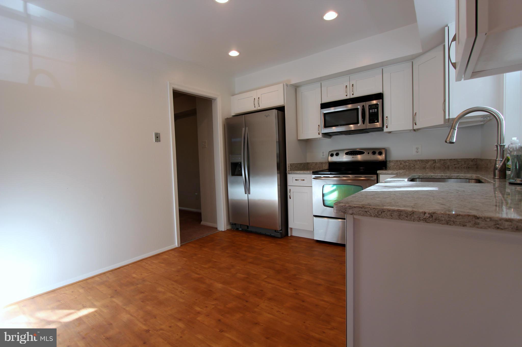 CARDINAL SQUARE - Residential