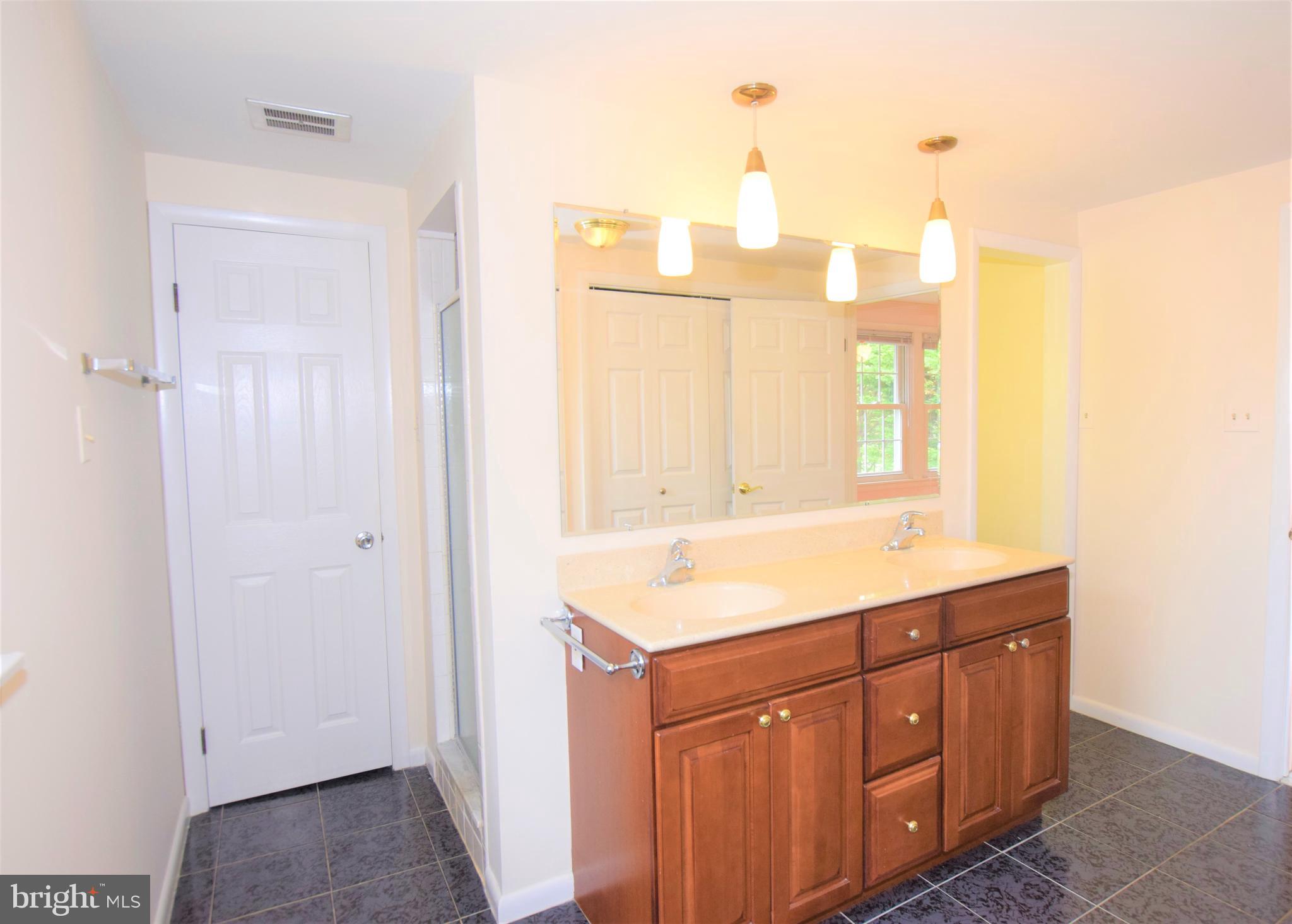 WINCHESTER PARK - Residential