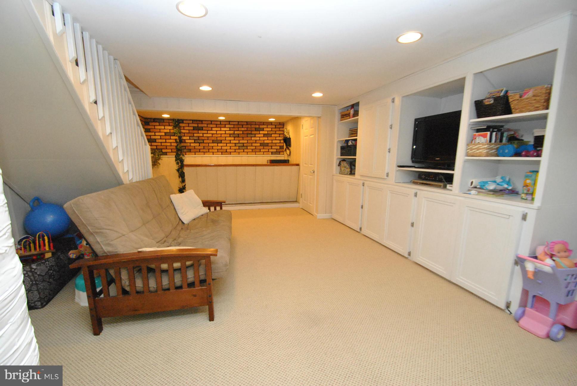 RONLEIGH HEIGHTS - Residential