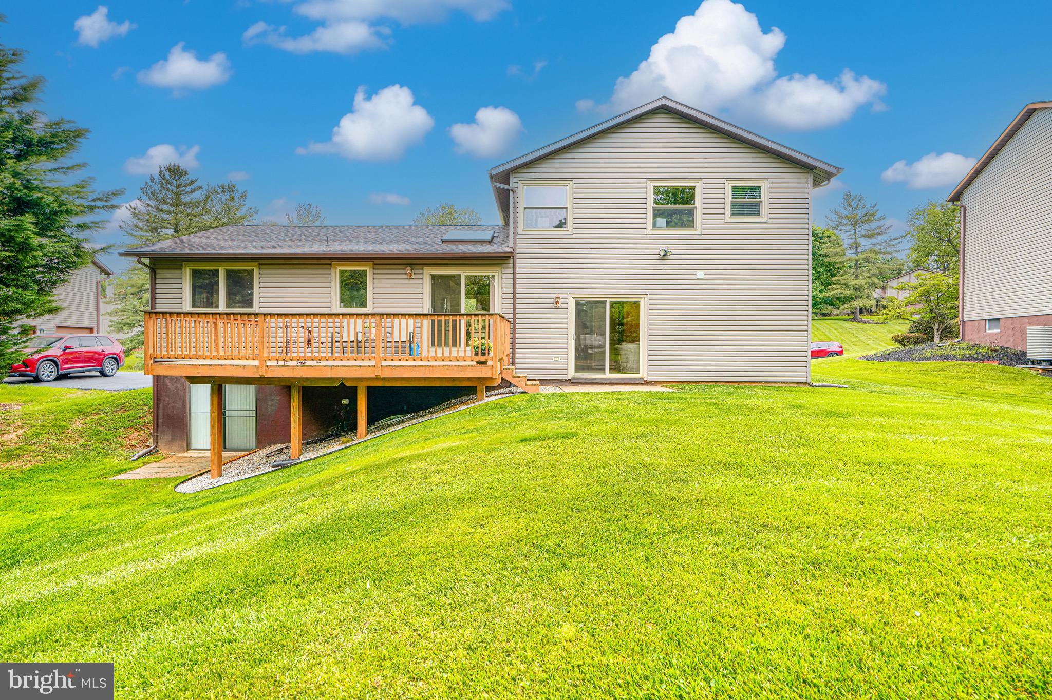 12121 VELVET HILL DRIVE