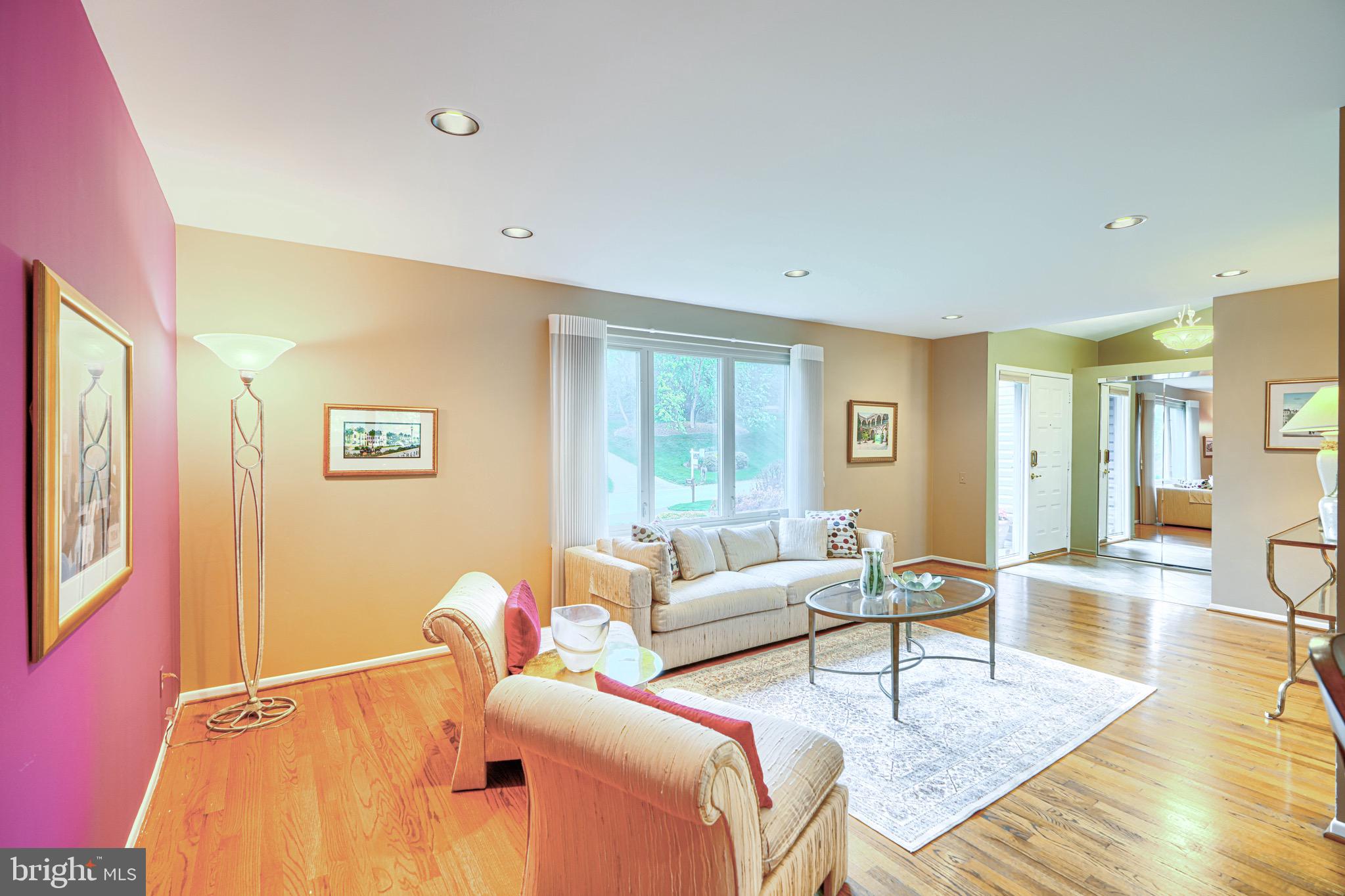 VELVET HILLS - Residential