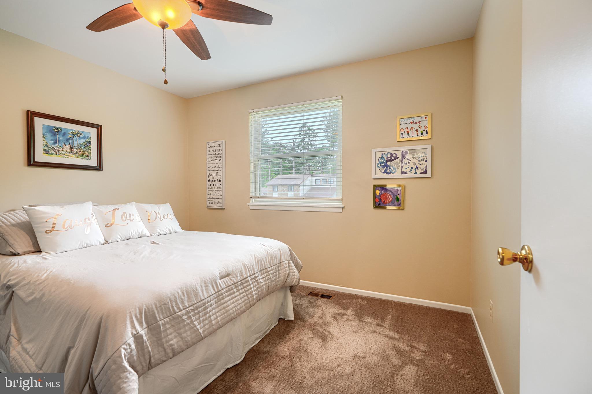 VELVET HILLS - Residential