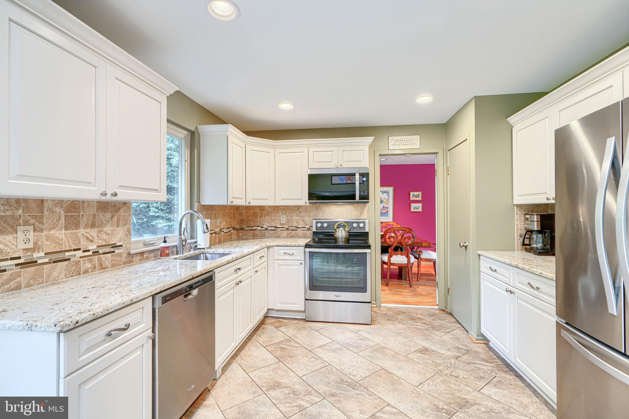 VELVET HILLS - Residential