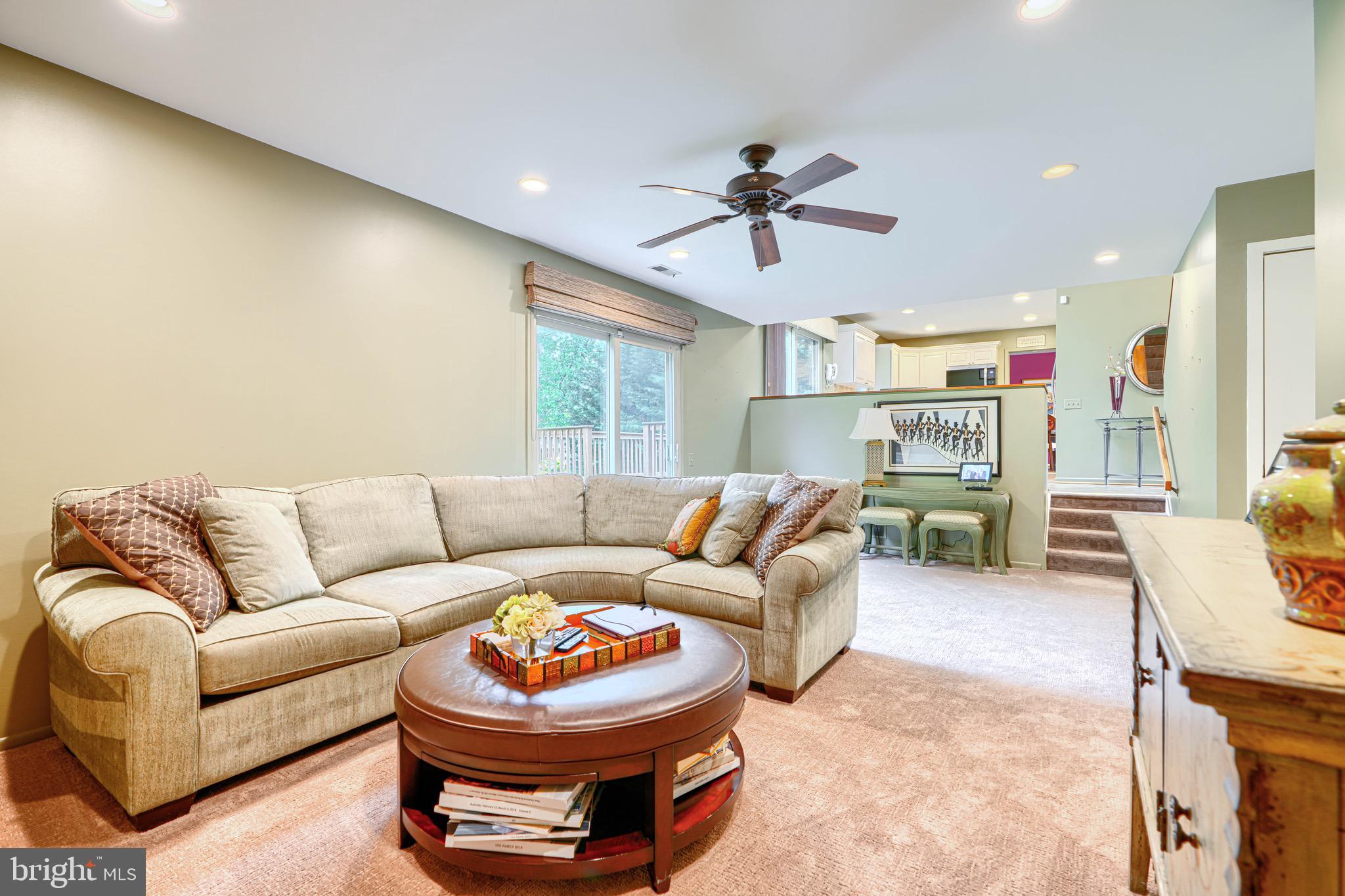 VELVET HILLS - Residential