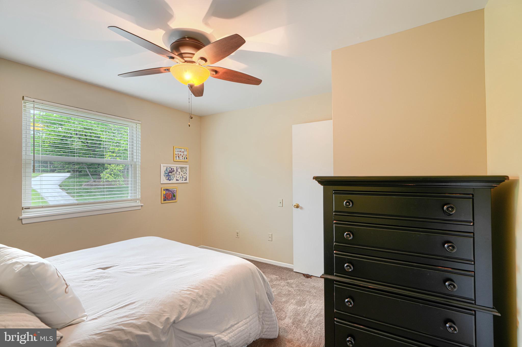 VELVET HILLS - Residential