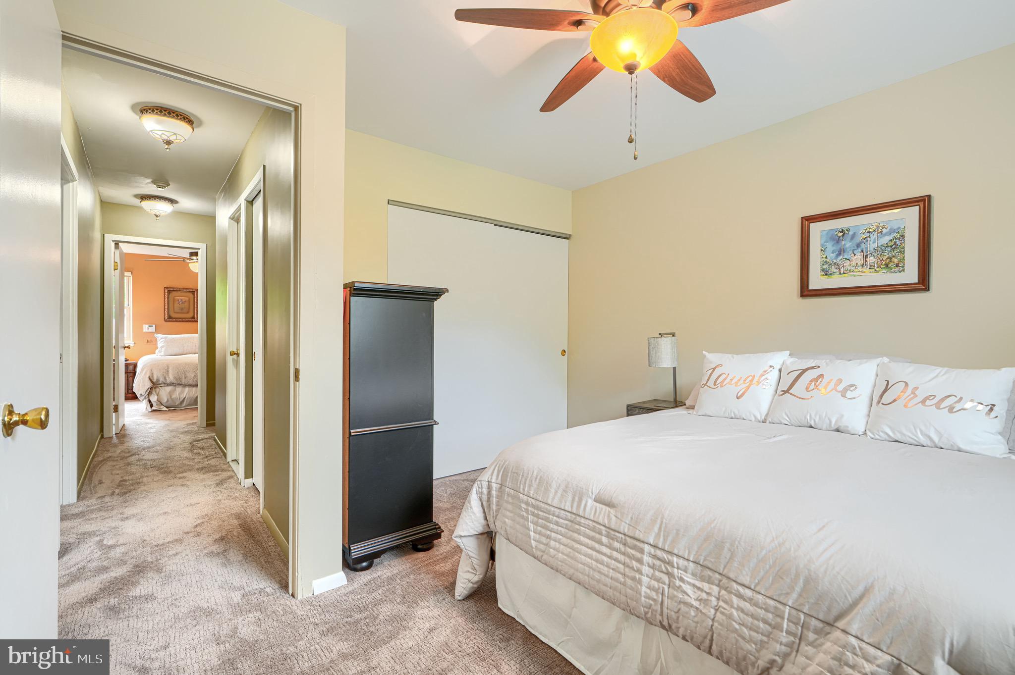 VELVET HILLS - Residential