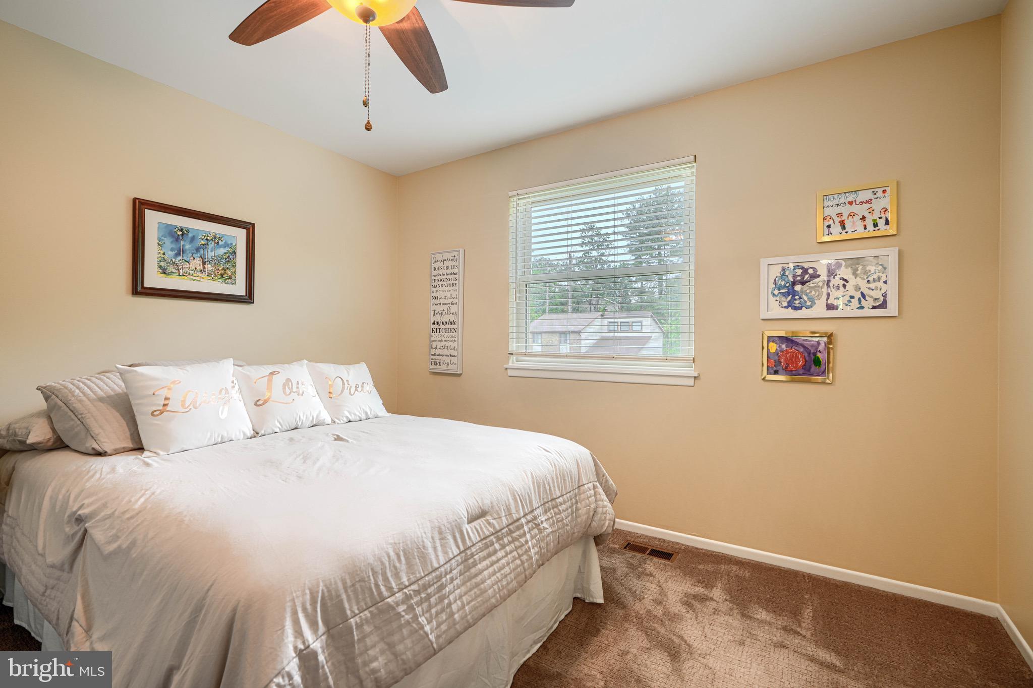 VELVET HILLS - Residential