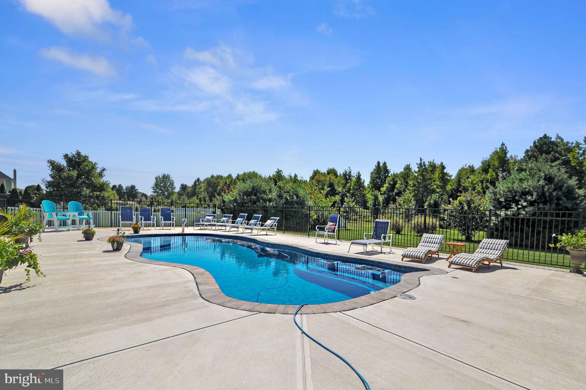 PONDS AT WILLOW GROV - Residential