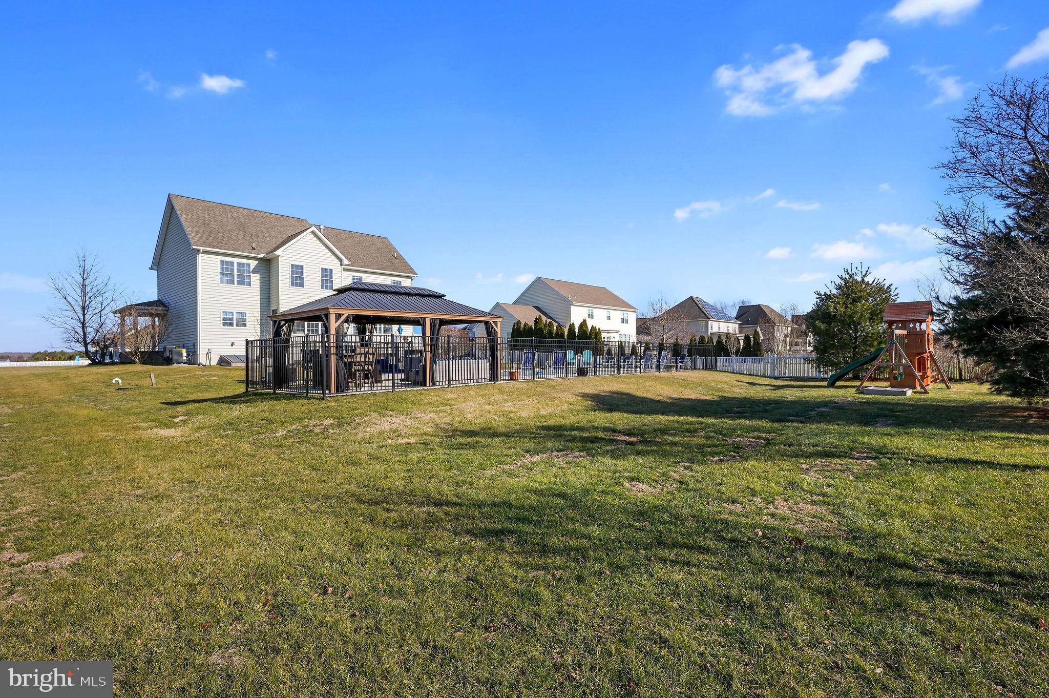PONDS AT WILLOW GROV - Residential