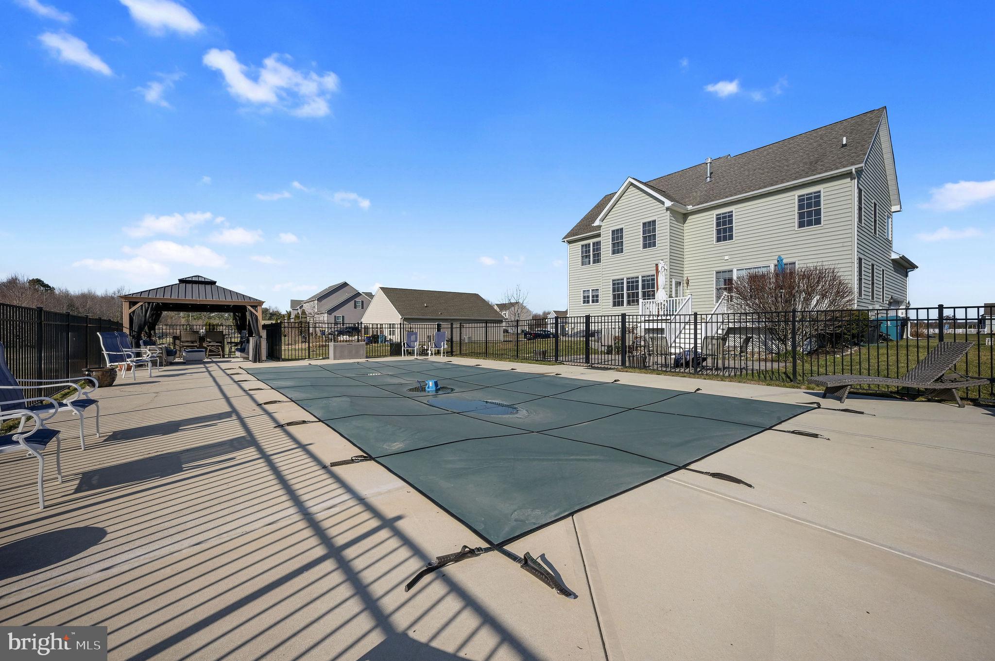 PONDS AT WILLOW GROV - Residential