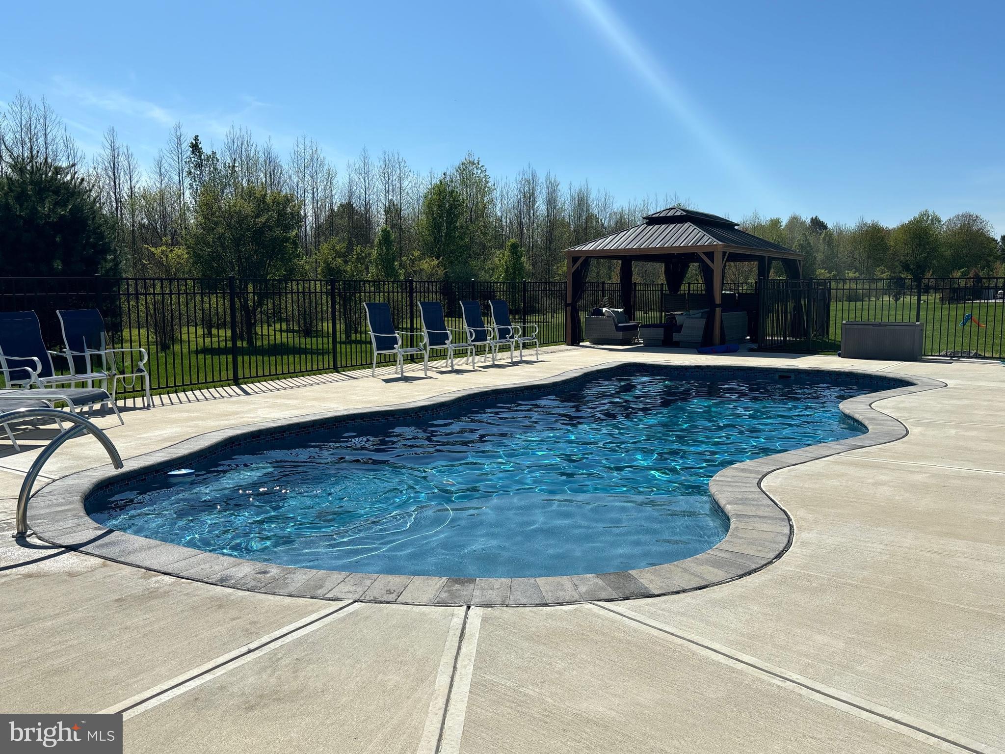 136 CHANTICLEER CIRCLE