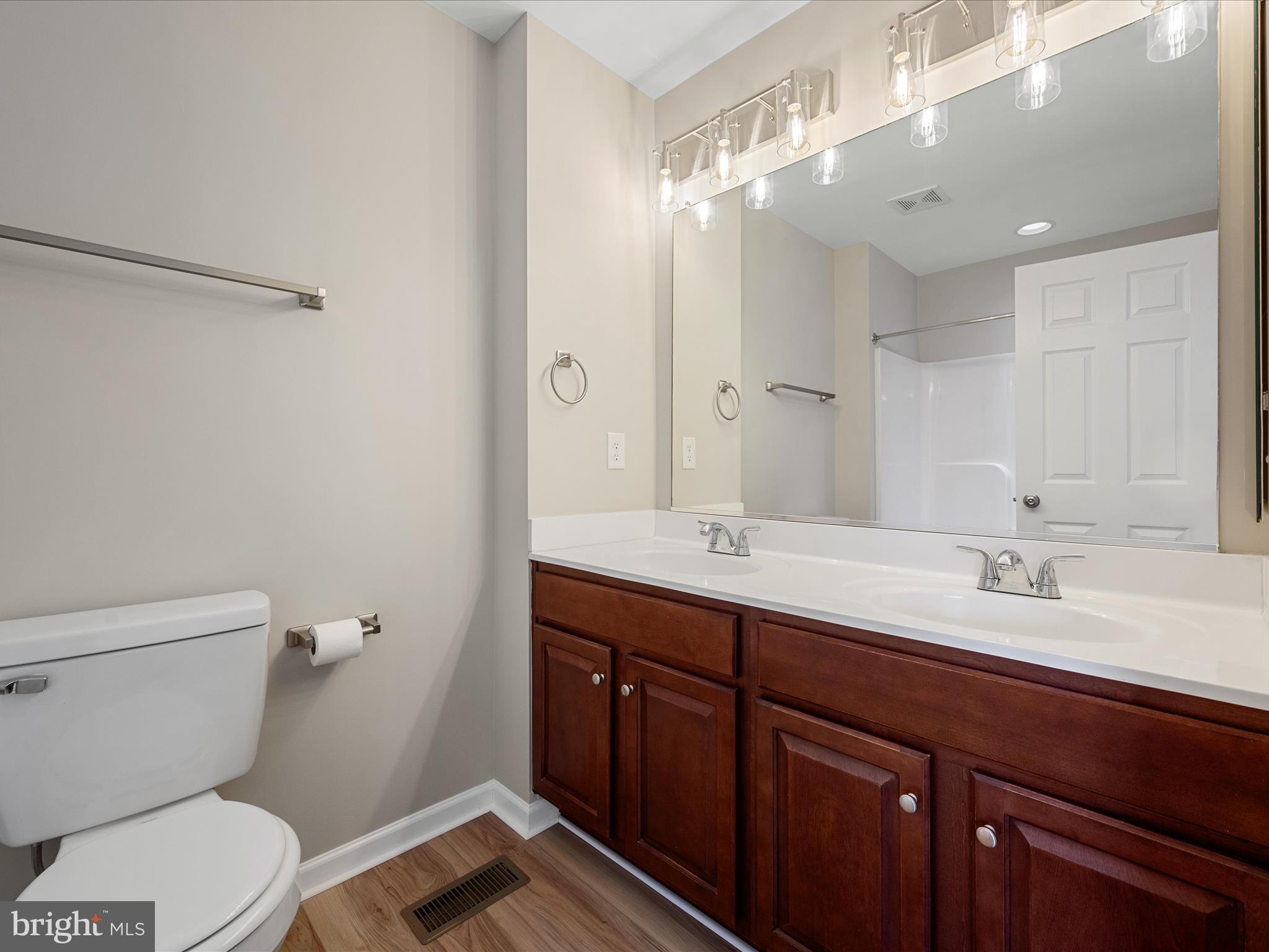 PRENTISS POINT - Residential