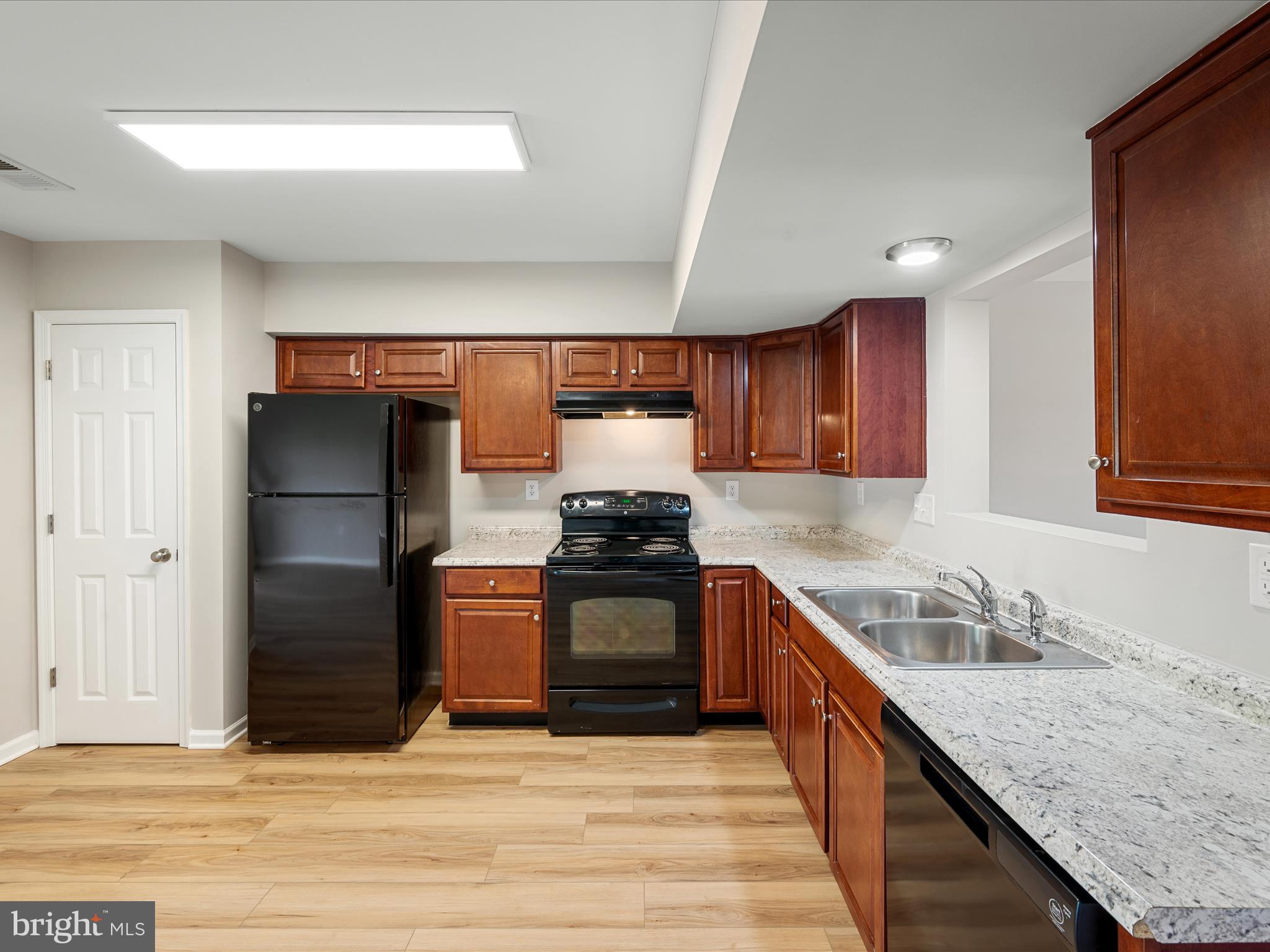 PRENTISS POINT - Residential