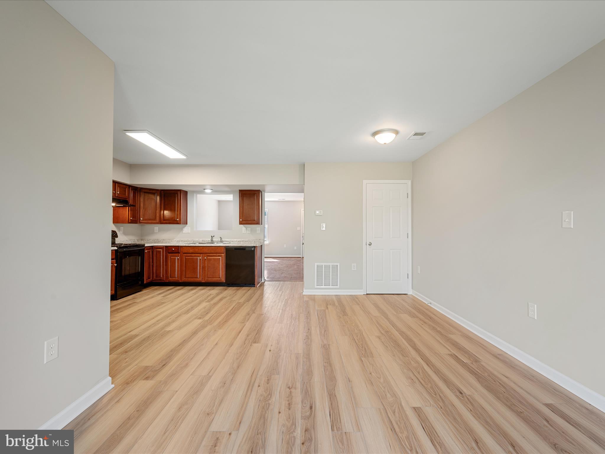 PRENTISS POINT - Residential